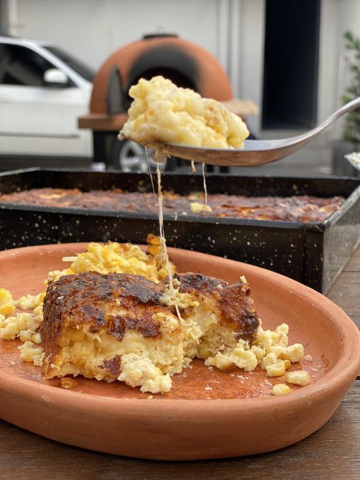MarmolRenato's tweet photo. El chipa guazú debería considerarse como una de las maravillas del mundo https://t.co/AujeAyRIwt