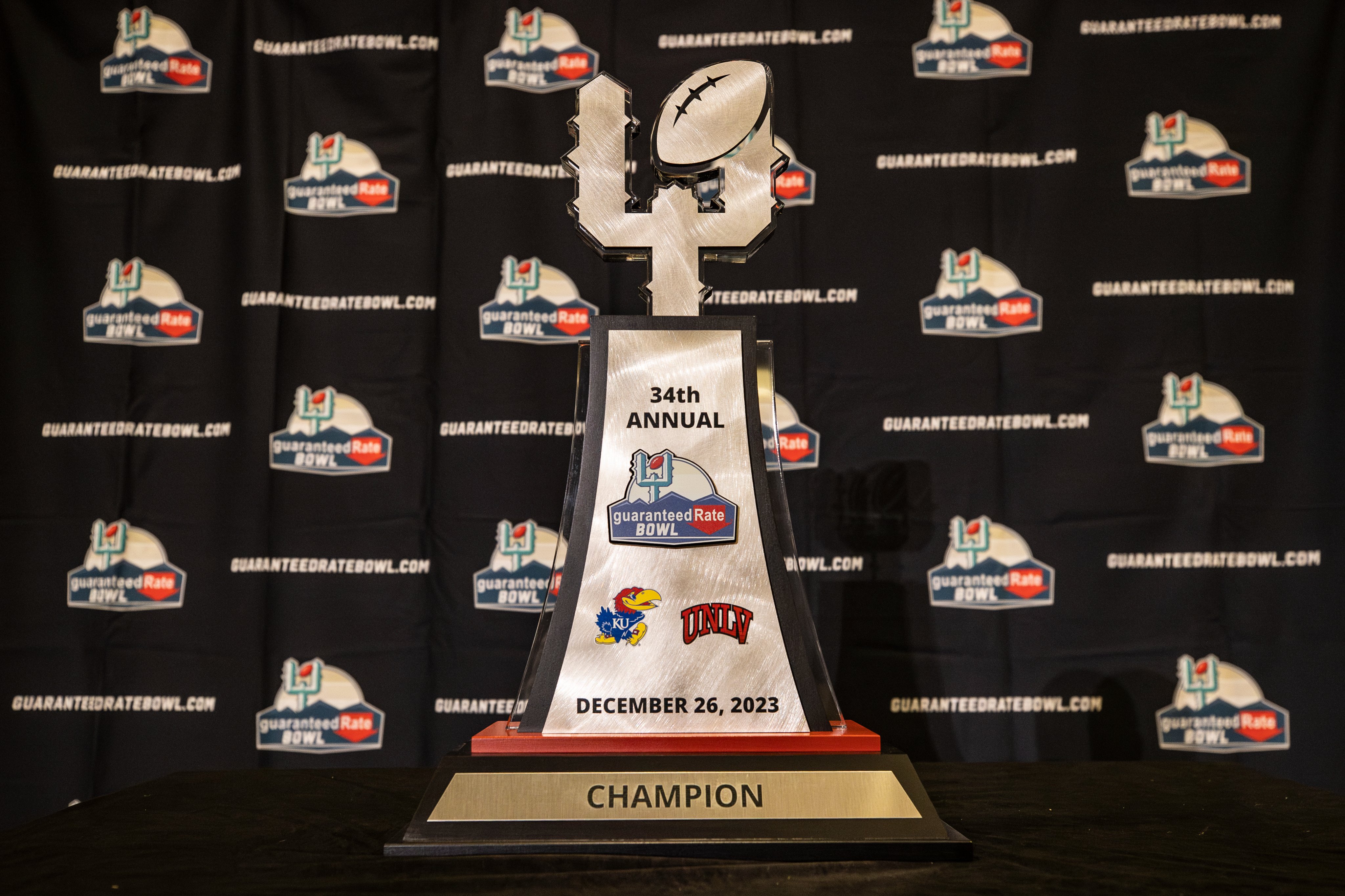 Guaranteed To Impress: Mastering Your Unlv Med School Secondaries - k9956l4