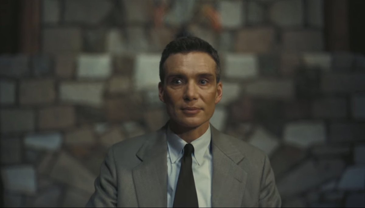 DiscussingFilm's tweet photo. ‘OPPENHEIMER’ will return to IMAX 70mm theaters on January 12. https://t.co/LCLtYoXEpr