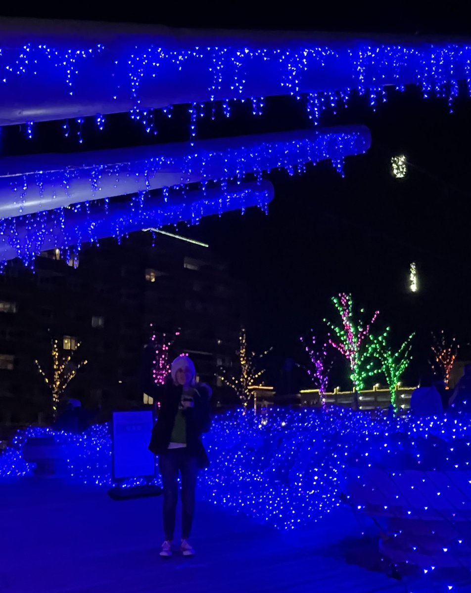 CSM_Mac's tweet image. Got to check out Winterfest on the USS Wisconsin with my ride or die last week 🔥 Happy holidays everyone!