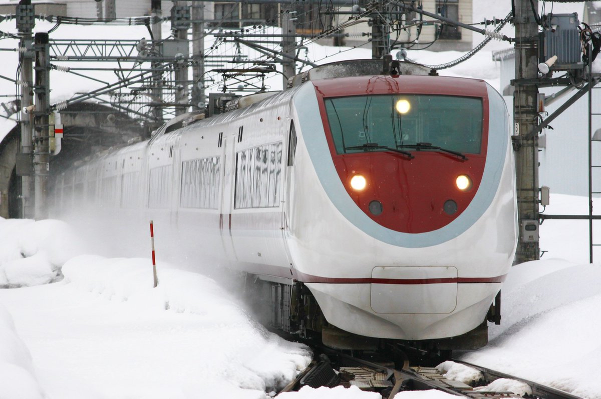 yrs221's tweet photo. #クリスマスなので赤い列車を貼ろう https://t.co/U6mAhOE5Ti