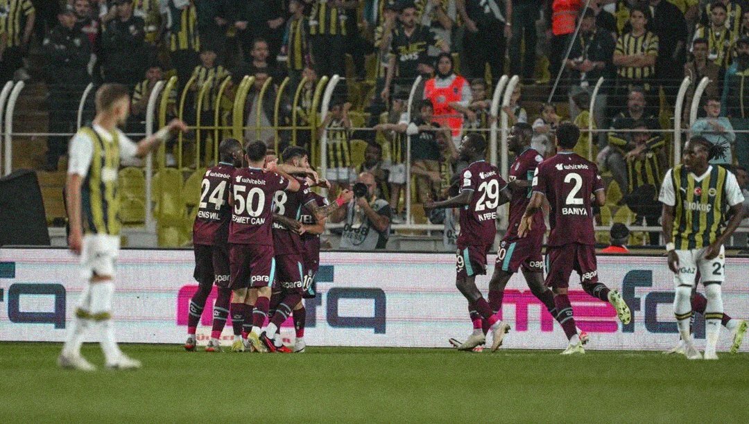 sabahspor's tweet photo. Fenerbahçe, Ülker Stadyumu'nda oynadığı son 22 maçta sadece 1 kez kaybetti.

❌ 2-3 Trabzonspor https://t.co/OKF9HR1WAA