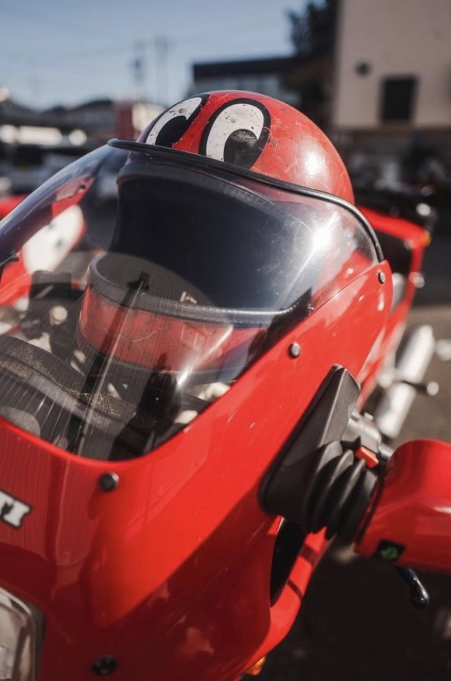 4405884@DUCATI 400SS tweet media