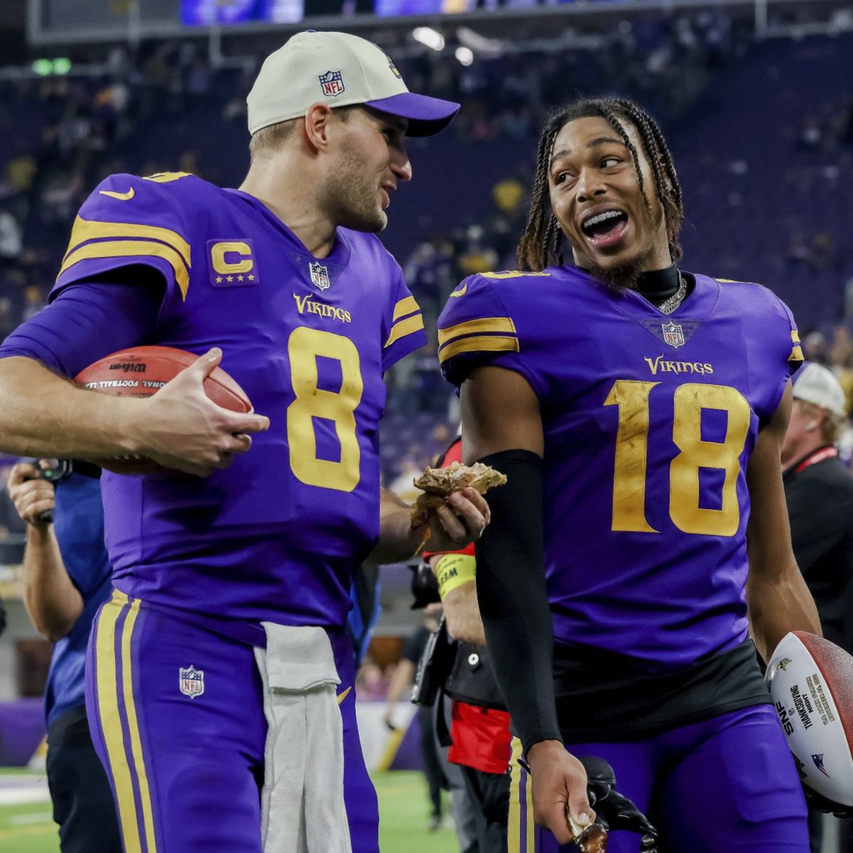 MLFootball's tweet photo. TRUTH: Justin Jefferson says today's game shows the world what type of player Kirk Cousins really is 

“I really think it goes to show the rest of the world the type of player Kirk is. It's tough not having 8 out there, the captain that he is, the leader that he is. He's a great player.”

Well said 👏

(Via @TheAthletic)