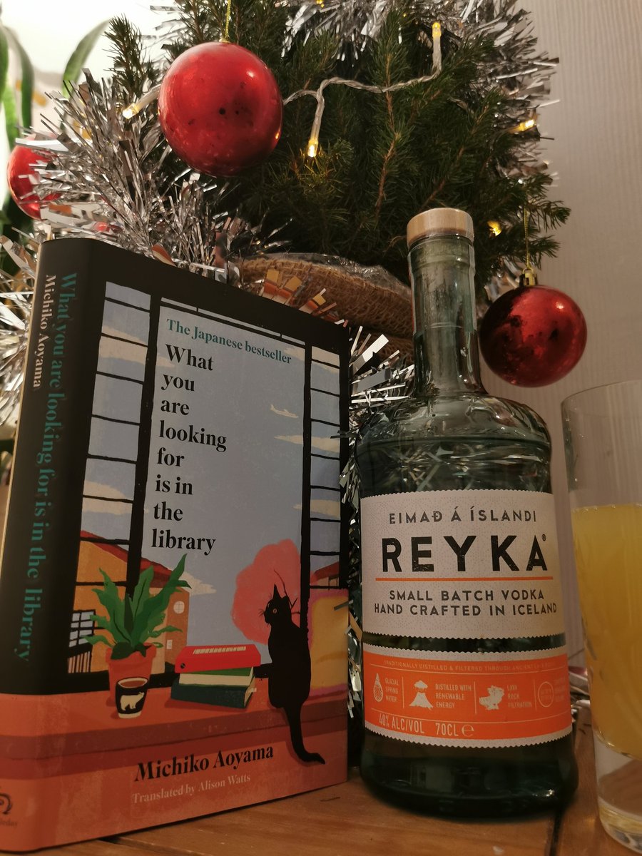 TamJCol29's tweet photo. Embracing the Icelandic tradition of #Jolabokaflod tonight. Bit of a different style to my usual crime fiction, but enjoying the change of pace. #christmasbookflood #reading #Christmaseve #books https://t.co/tlSLOg5j6K