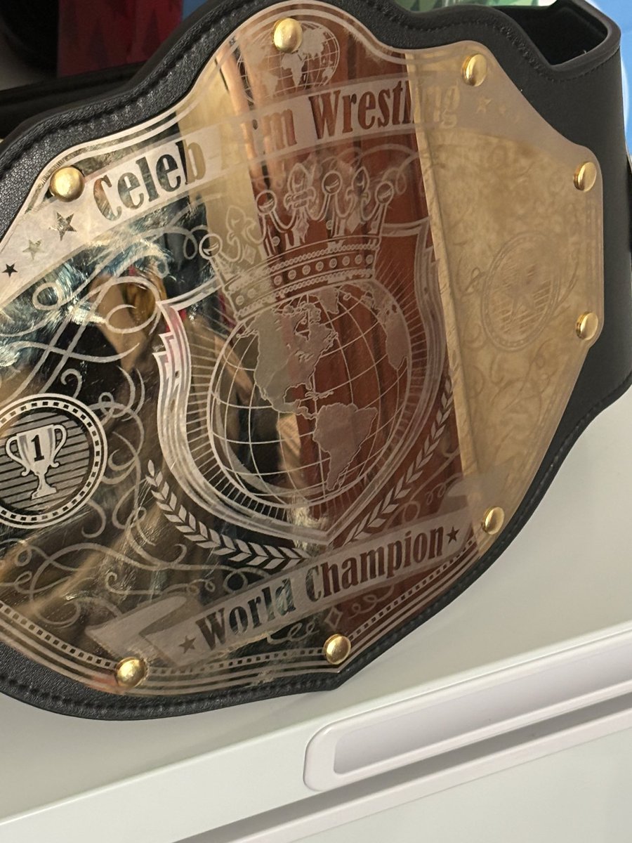 Celebarmmatch's tweet photo. Ladies and gentlemen I present to you the first ever Universal #celebarmwrestling championship belt https://t.co/XZNxhSMhw7