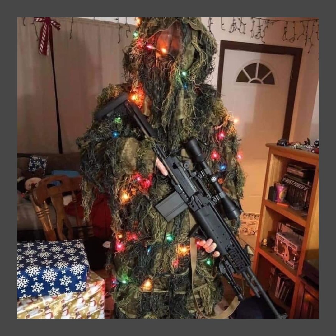 CovertArms's tweet photo. Christmas Camo. We can't expect Santa to commit all those home invasions alone! #Christmas #Camo https://t.co/9mlKKG2pFC