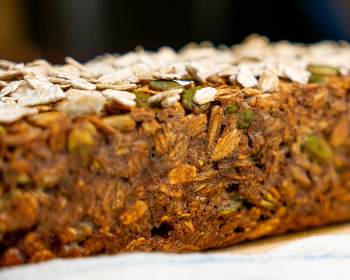 FoodHow2's tweet image. My high protein oatmeal bread recipe to start your new ear healthy: foodhow.com/easy-oatmeal-b… #oatbread #proteinbread