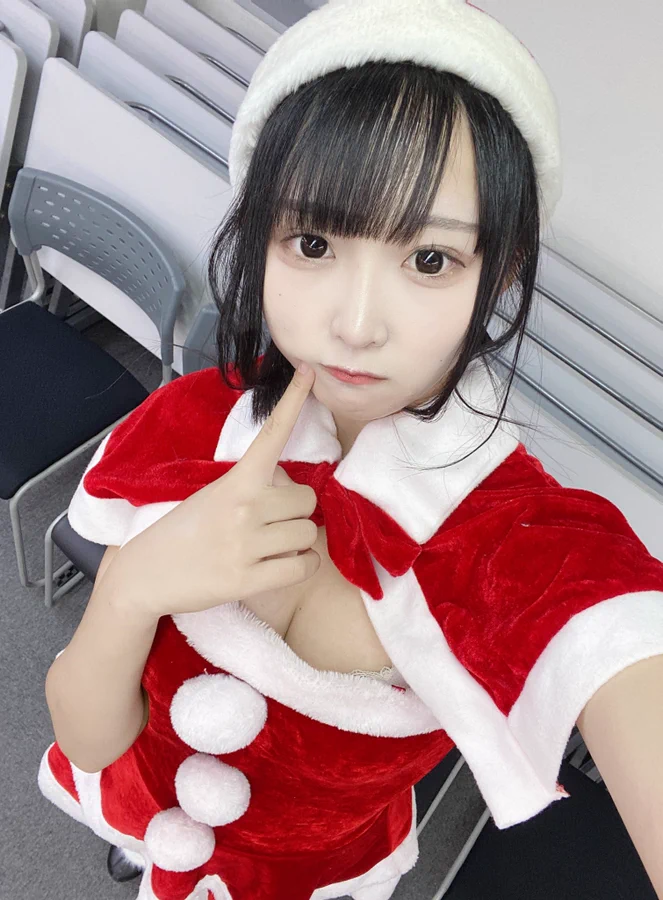 Asian girl Christmas costume