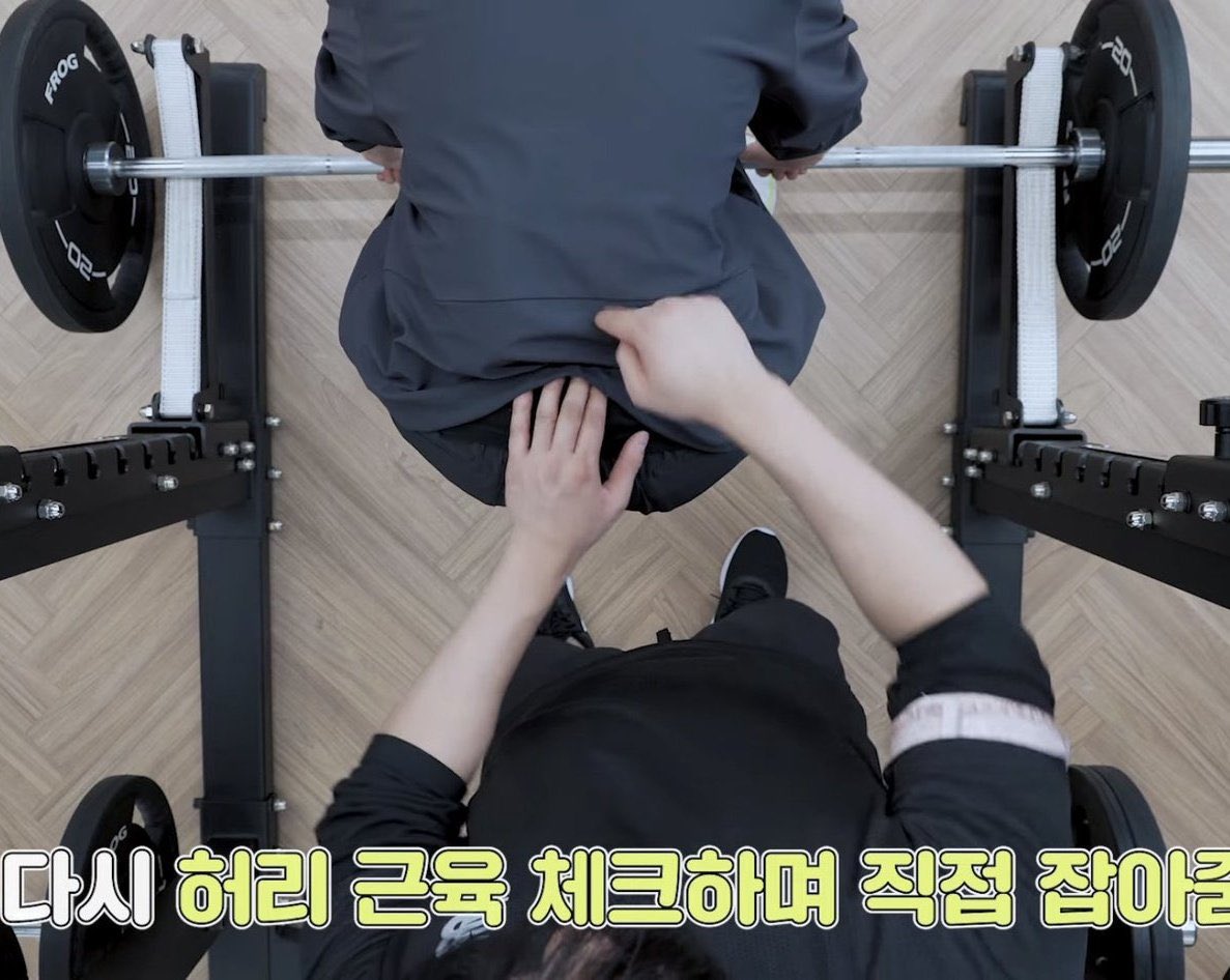 dorrinori's tweet photo. { skz out of context

~ an unfortunate but hilarious thread } https://t.co/XxhFlDWxjx