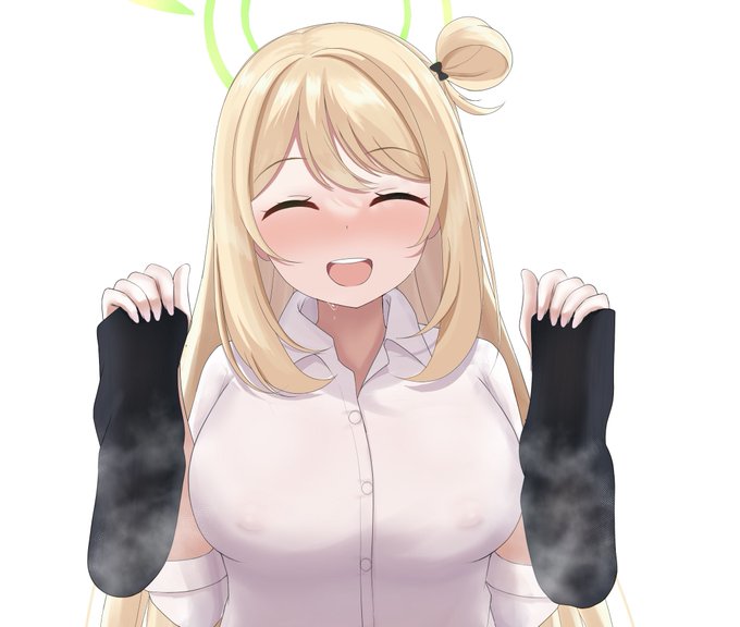 クリスマスのプレゼントです〜♧

ノノミの靴下マスク(アイマスクにもなる) 