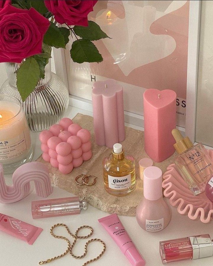 rcklandszn21's tweet photo. drop "?" and i'll tell you a color to look for on pinterest and the first four photos are your aesthetic!    

mine = pink https://t.co/DzW1Qpiuc7