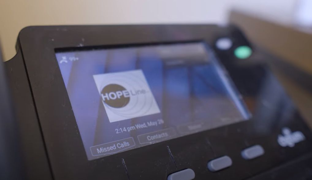 HopeLineNC's tweet image. HopeLine answered 6,000 calls and texts this year compared to 4,000 this same time last year! 

We are here for you. Call 919-321-4525 or text 877- 235-4525.