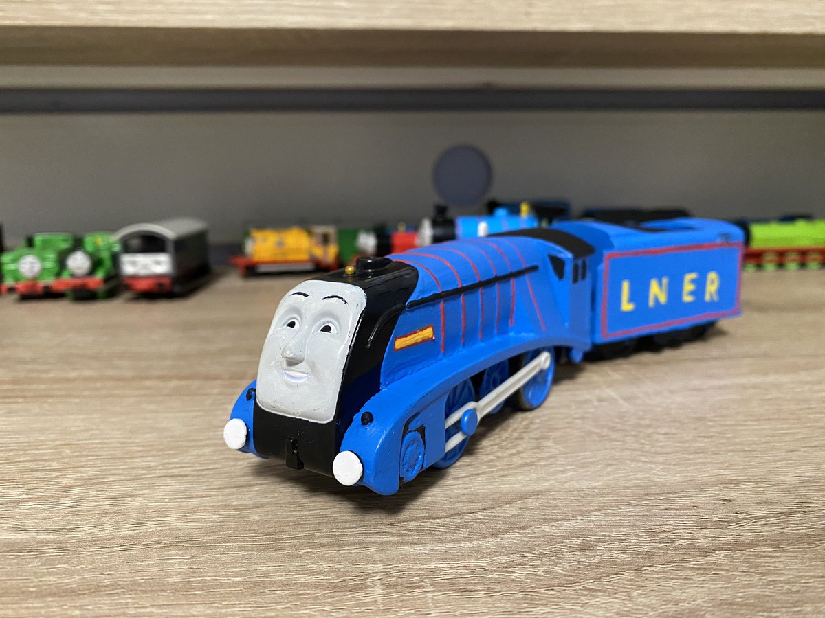 Adam🚂 tweet media