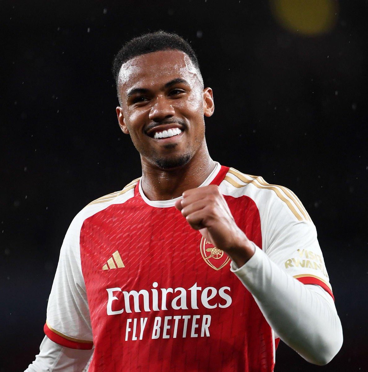 I find it a bit odd that Gabriel Magalhães never receives the praise he deserves. I know William Saliba is sensational but I never see Gabriel being mentioned in the best in the league conversations, when he should definitely be there. He’s just as crucial for Arsenal as William.