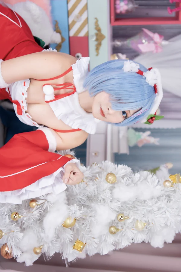 Asian girl Christmas costume