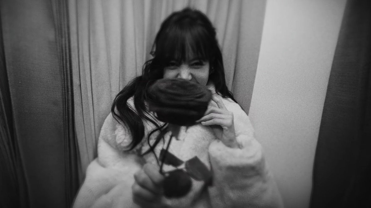 random lisa pics tweet media