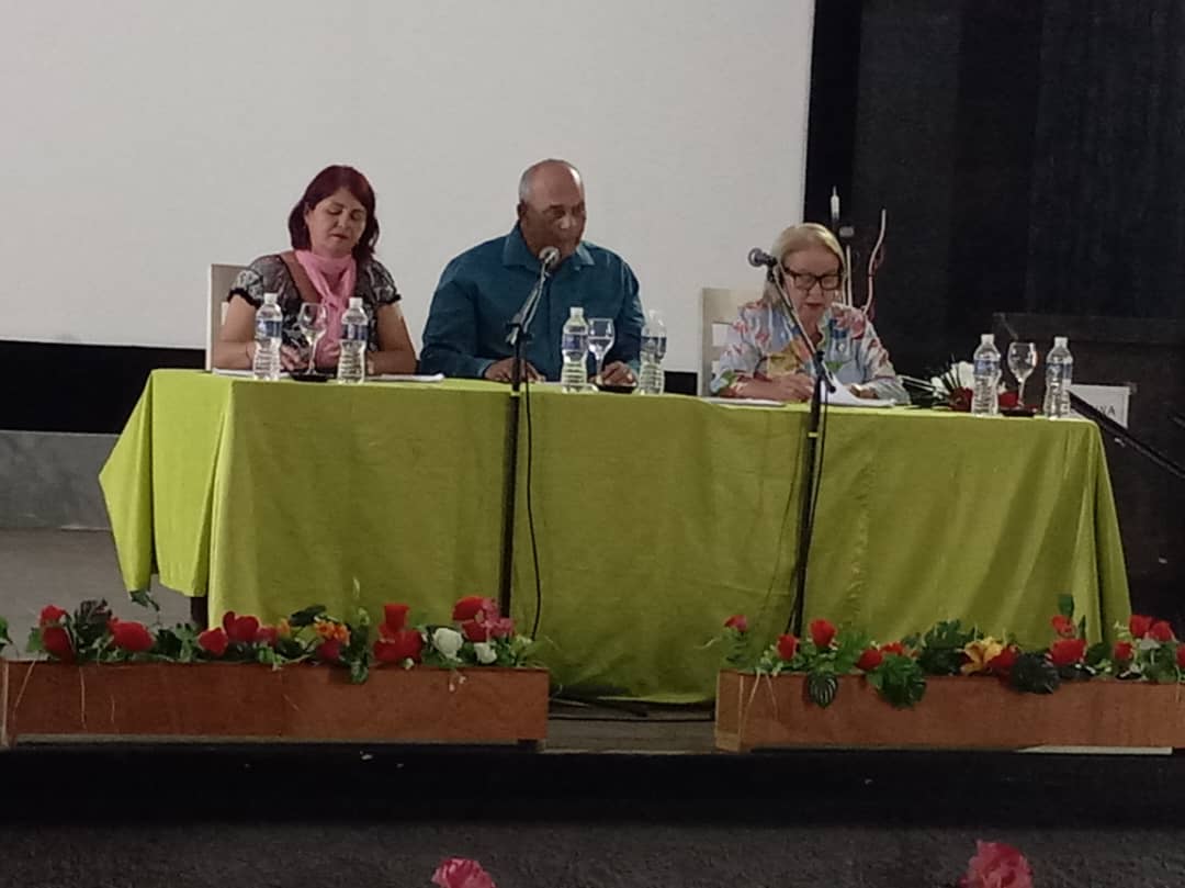 Gobierno Cuba 🇨🇺 (@gobiernocuba) on Twitter photo 😊✍️| En la mañana de este domingo, el Primer Ministro, <a href="/MMarreroCruz/">Manuel Marrero Cruz</a>, diputado por Gibara, participó en la sesión de la asamblea municipal del Poder Popular en este territorio holguinero, que evaluó, entre otros temas, el Plan de la Economía y Presupuesto del Estado para 2024. 😊✍️| En la mañana de este domingo, el Primer Ministro, <a href="/MMarreroCruz/">Manuel Marrero Cruz</a>, diputado por Gibara, participó en la sesión de la asamblea municipal del Poder Popular en este territorio holguinero, que evaluó, entre otros temas, el Plan de la Economía y Presupuesto del Estado para 2024.