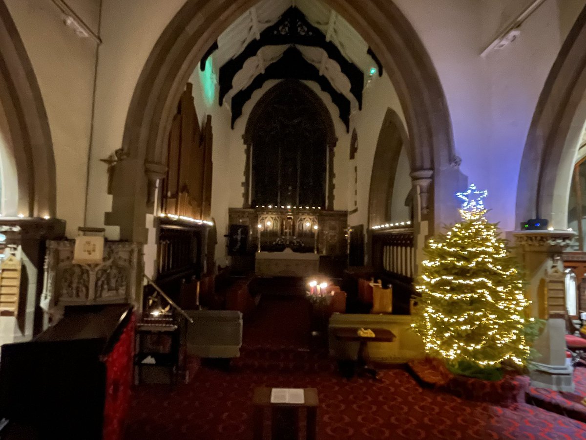 Milnrow Parish tweet media