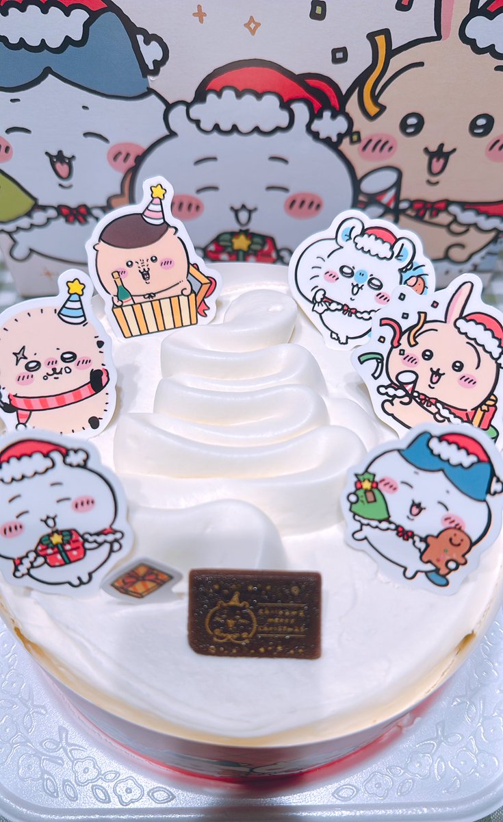 manne_033's tweet photo. chiikawa x'mas cake 🍰 https://t.co/lxgVqJDgD3