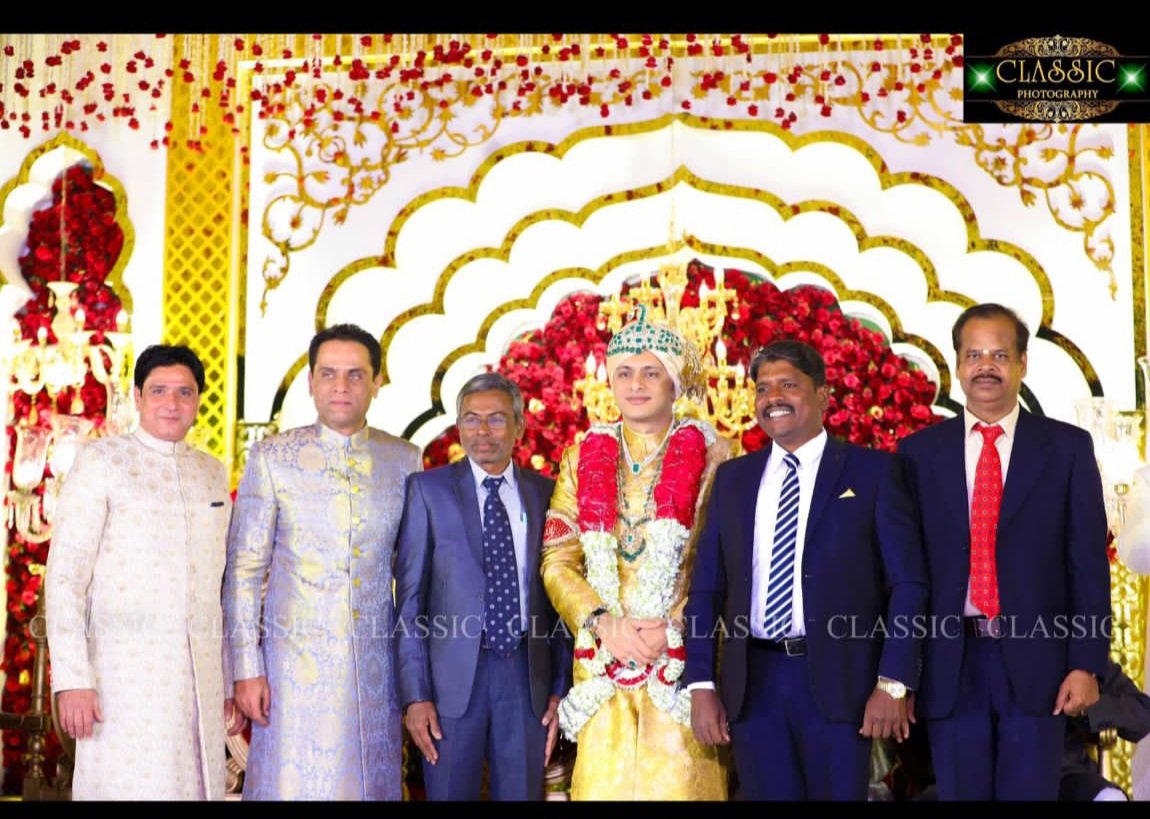 subburaj_dr's tweet photo. மணமக்கள் பல்லாண்டு வாழ்க வளமுடன் https://t.co/C3C1x1QlsR