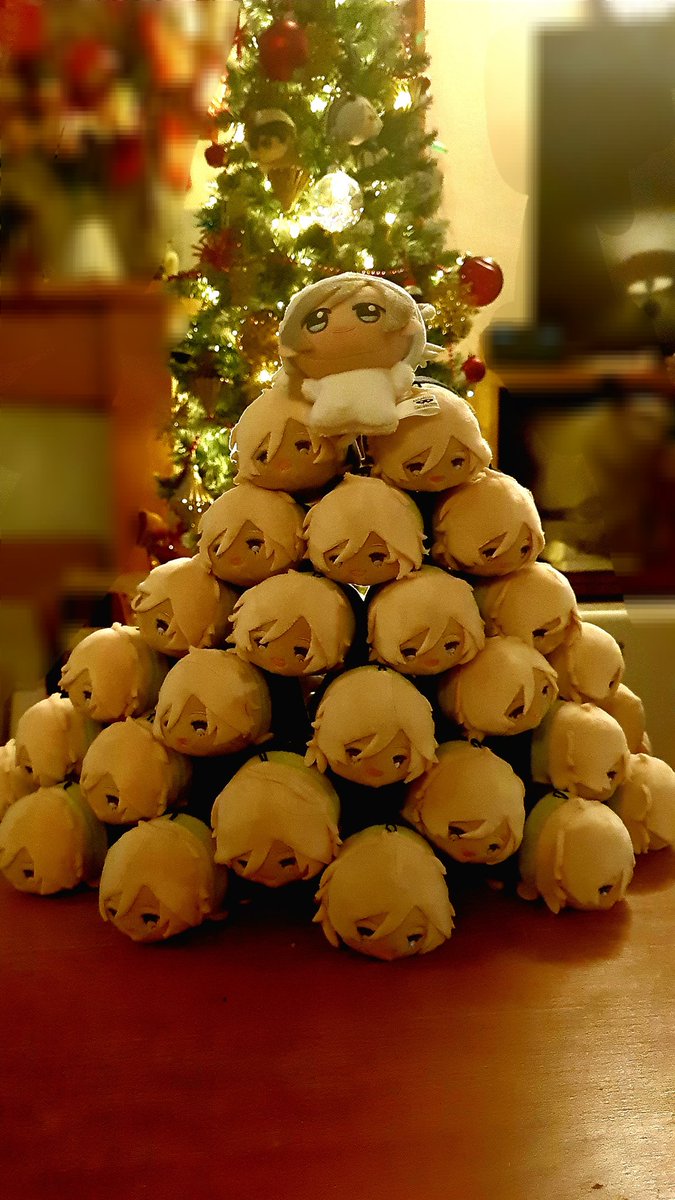 Donamo888's tweet photo. Merry Citron-mas https://t.co/b0hKeV1Nff