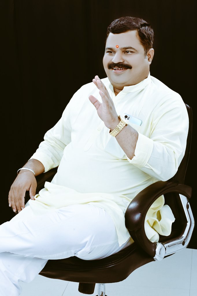 DILIPTALEKAR3's tweet photo. मैं उसी का जिम्मेदार हूं जो मैंने कहा है, 
उसका नहीं जो तुमने समझा है । https://t.co/8PV1Fxhj2n