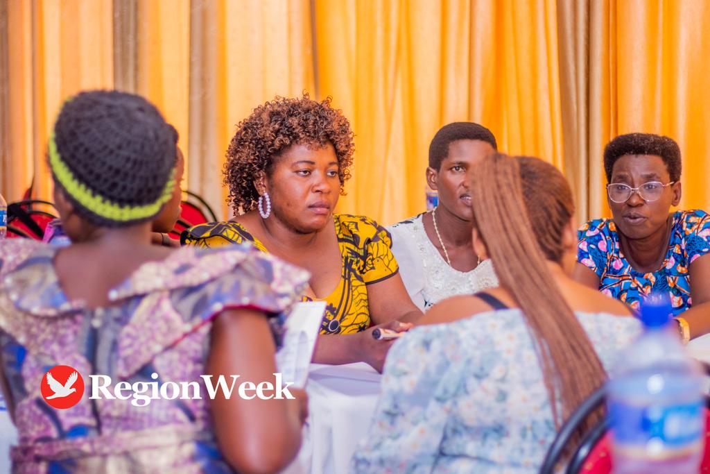 RegionWeekFr's tweet photo. L’activité a été organisée dans le but d’échanger sur la contribution des leaders cités et dégager et des recommandations sur les défis rencontrés dans les communautés dans la lutte contre les #VBG ainsi que les stratégies de mitigation. https://t.co/8lIEk12vF0