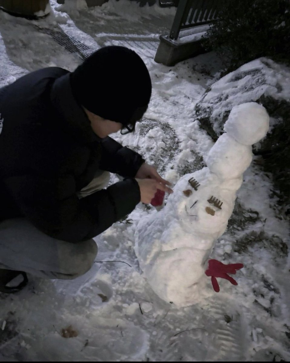 anieottto's tweet image. 이런 미친 그럼 이거 서로 찍어준 거야?