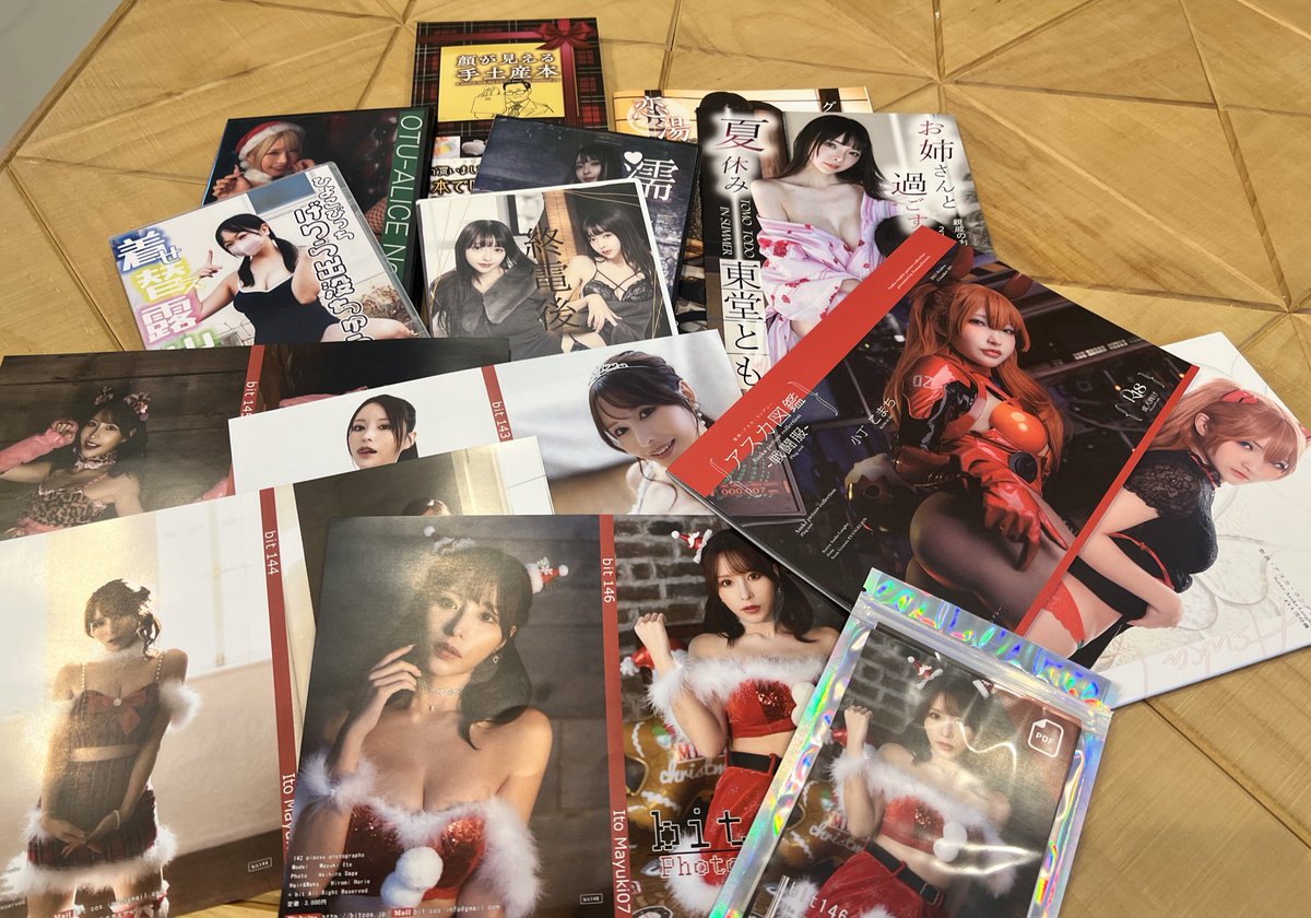 昨日はたくさん素敵なROMや写真集をゲットしたり、頂いたりしました😭😭✨ https://t.co/8NrNfnfNJu
