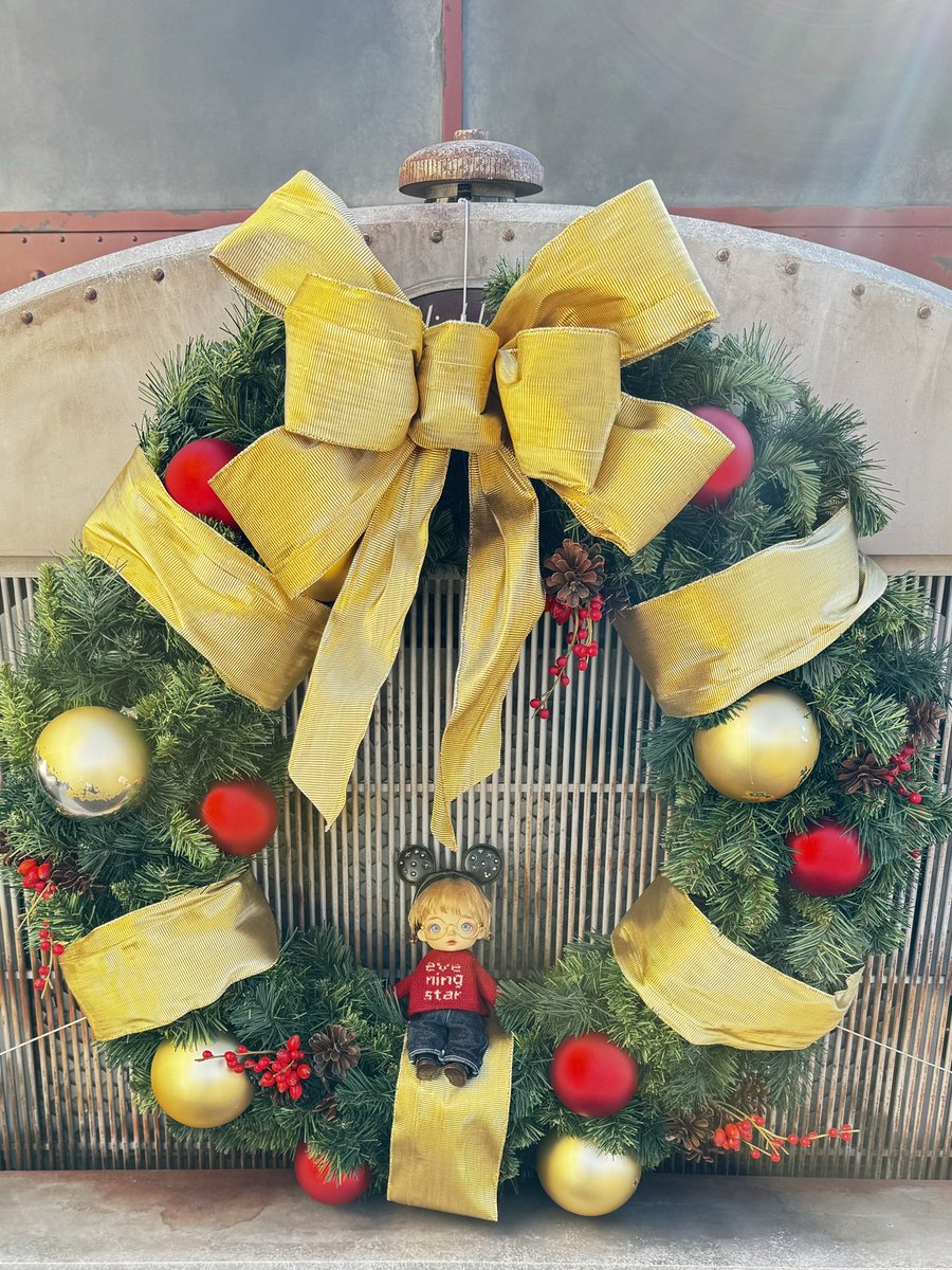 sui_Labradorite's tweet photo. 快晴！
𝙼𝚎𝚛𝚛𝚢 𝙲𝚑𝚛𝚒𝚜𝚝𝚖𝚊𝚜2023🌲🌟

本日のコーデは
王道の、赤✖️紺✖️金

#monstdoll #モンフェス 
#まめじ工房 https://t.co/1ZPhpZxxsa