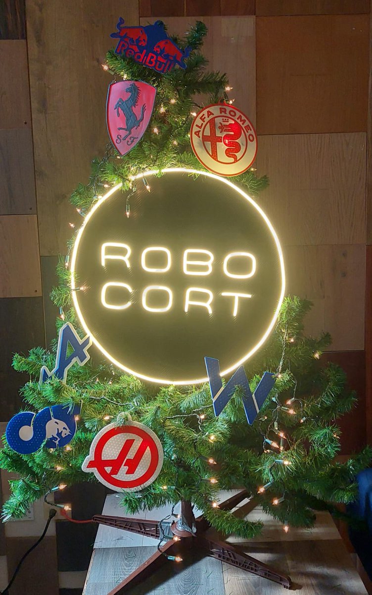 _Robocort_'s tweet image. Feliz Navidad:)🎅🌲