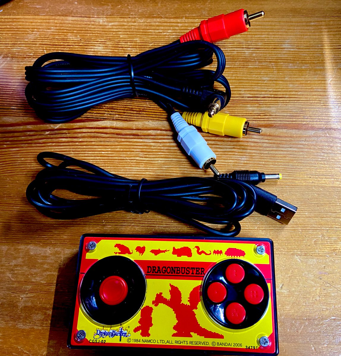 Let's!TVプレイCLASSIC NAMCO』のケーブル代替え用に何回ケーブル買っ