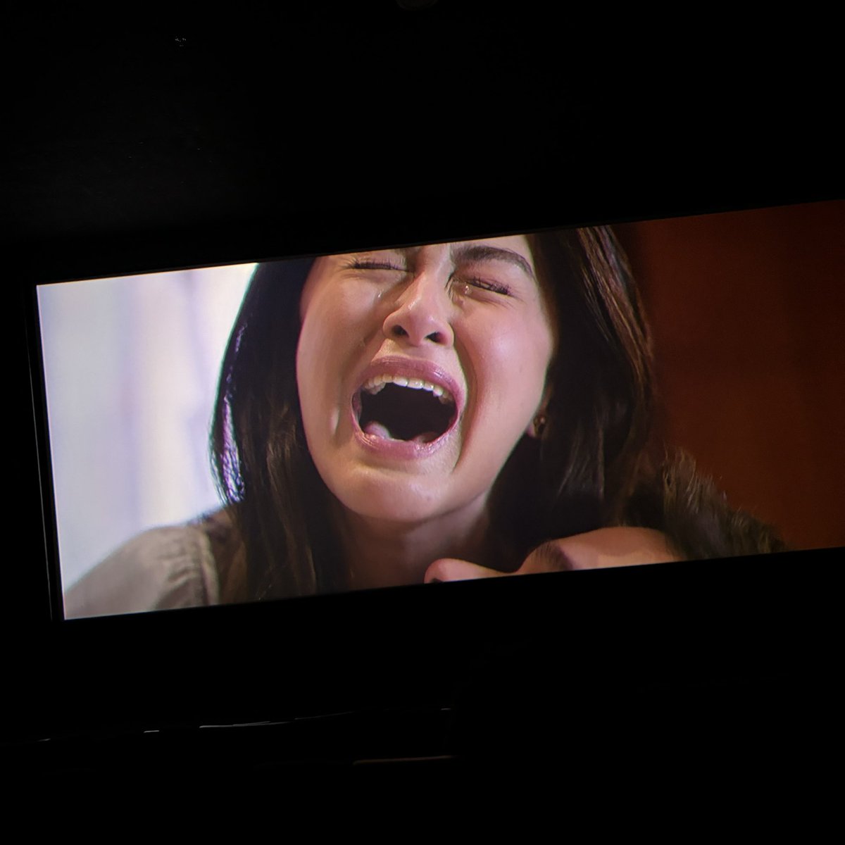 BAEyaanRAKA's tweet photo. must watch gyud #RewindMMFF 1000/10 congratulations Marian and Dingdong morag nangangamoy Best Actor and Actress gyud! hurot luha uy hahaha #Rewind #MMFF2023 https://t.co/8lzJVtae1F