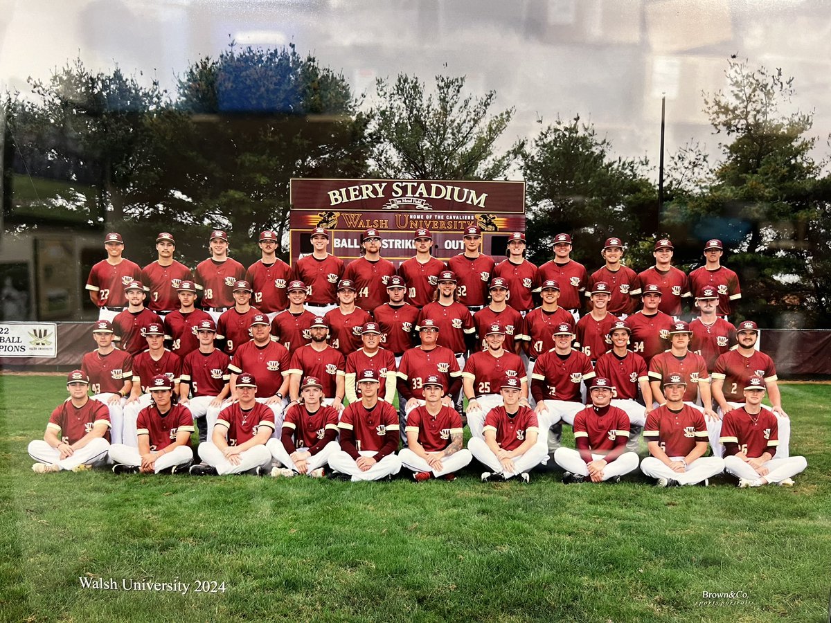 Walsh U Baseball wishes all our current &amp; past players, coaches and parents a blessed Merry Christmas!!