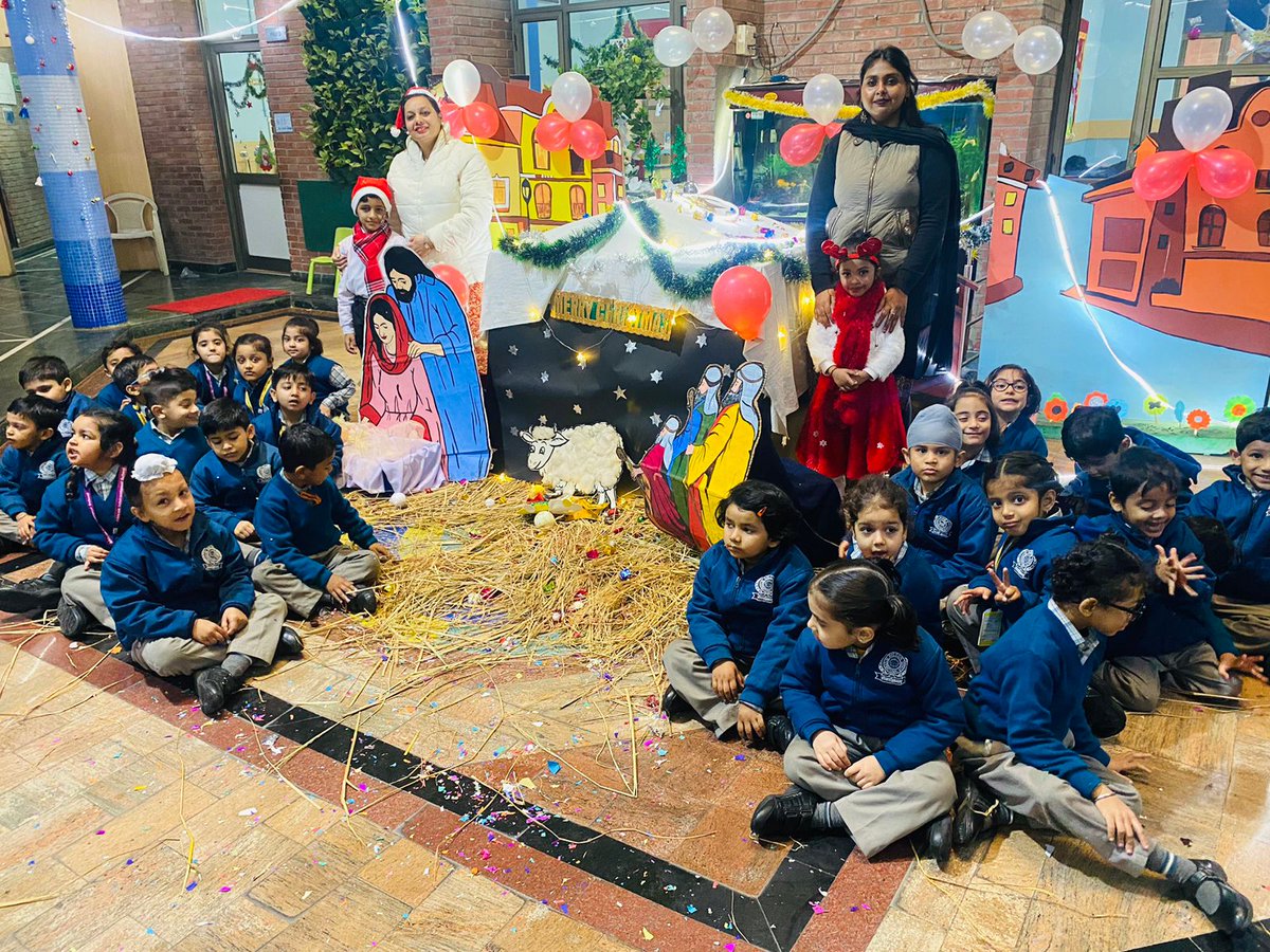 Hemab20's tweet photo. Winter Carnival and X-mas celebration was a magical success! Grateful for joyful moments shared with our little ones.@ashokkp @y_sanjay @pntduggal @ShandilyaPooja @VartikaY1996 https://t.co/zV8wxtL1Zo