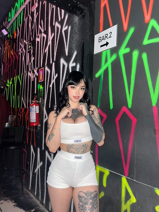 Indiquem roles legais pra ir 🙏🏼 https://t.co/G94dagxQAC