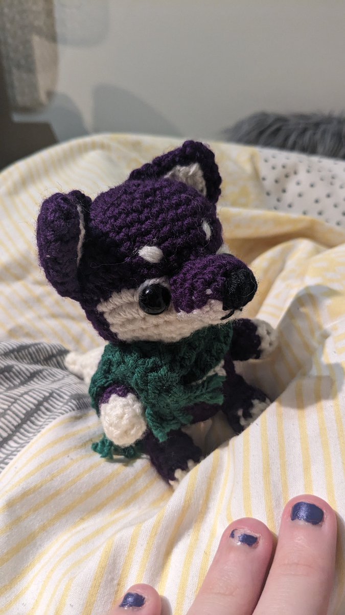 ravioli117's tweet photo. I'm going INSANE thank you @saracastically_  @elliotherriman  for the gifts I've named them Aubergine and I'm going to be buried in this hat!!!!! https://t.co/3jEn89w2c1