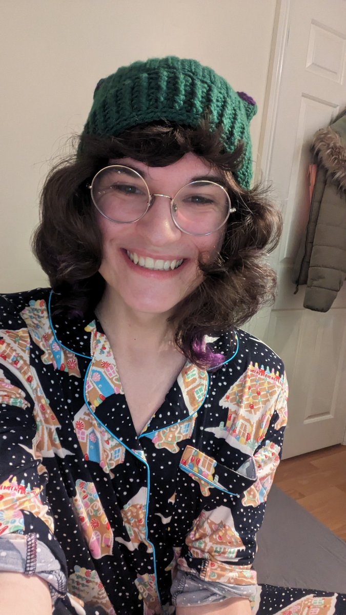 ravioli117's tweet photo. I'm going INSANE thank you @saracastically_  @elliotherriman  for the gifts I've named them Aubergine and I'm going to be buried in this hat!!!!! https://t.co/3jEn89w2c1