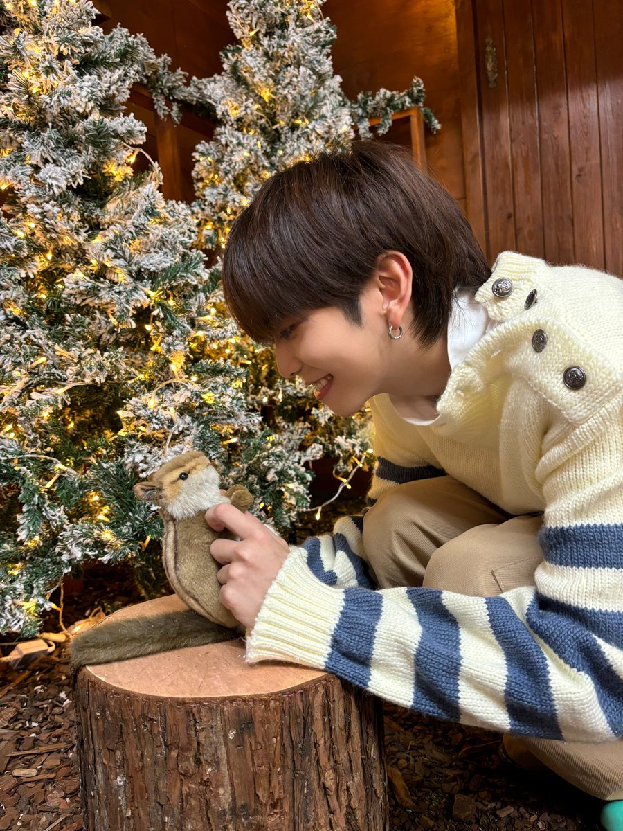 TOZ_YYent's tweet photo. [#ANTHONNY]

MERRY CHRISTMAS🎄❄
これでクリスマスはもう寂しくない🎅
TOPAZ一緒に暖かく過ごそうね🫠
だいすきだよ🩵

#TOZ #アントニー https://t.co/HmUFefmULM