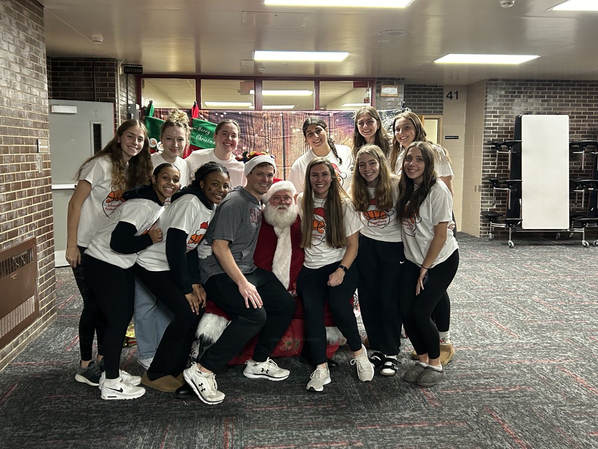 Schaumburg High School Girls Hoops tweet media