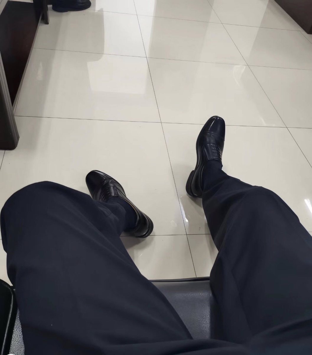 PC10SM's tweet photo. #sm #uniform #警犬 #正装 #M0 #pla 
大周一，猜猜今天带锁了吗？ https://t.co/QoiuPWHQiq