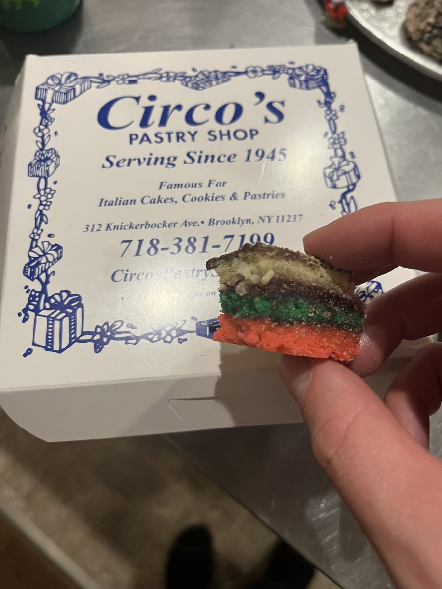 Cookies taste better when food dye green and red