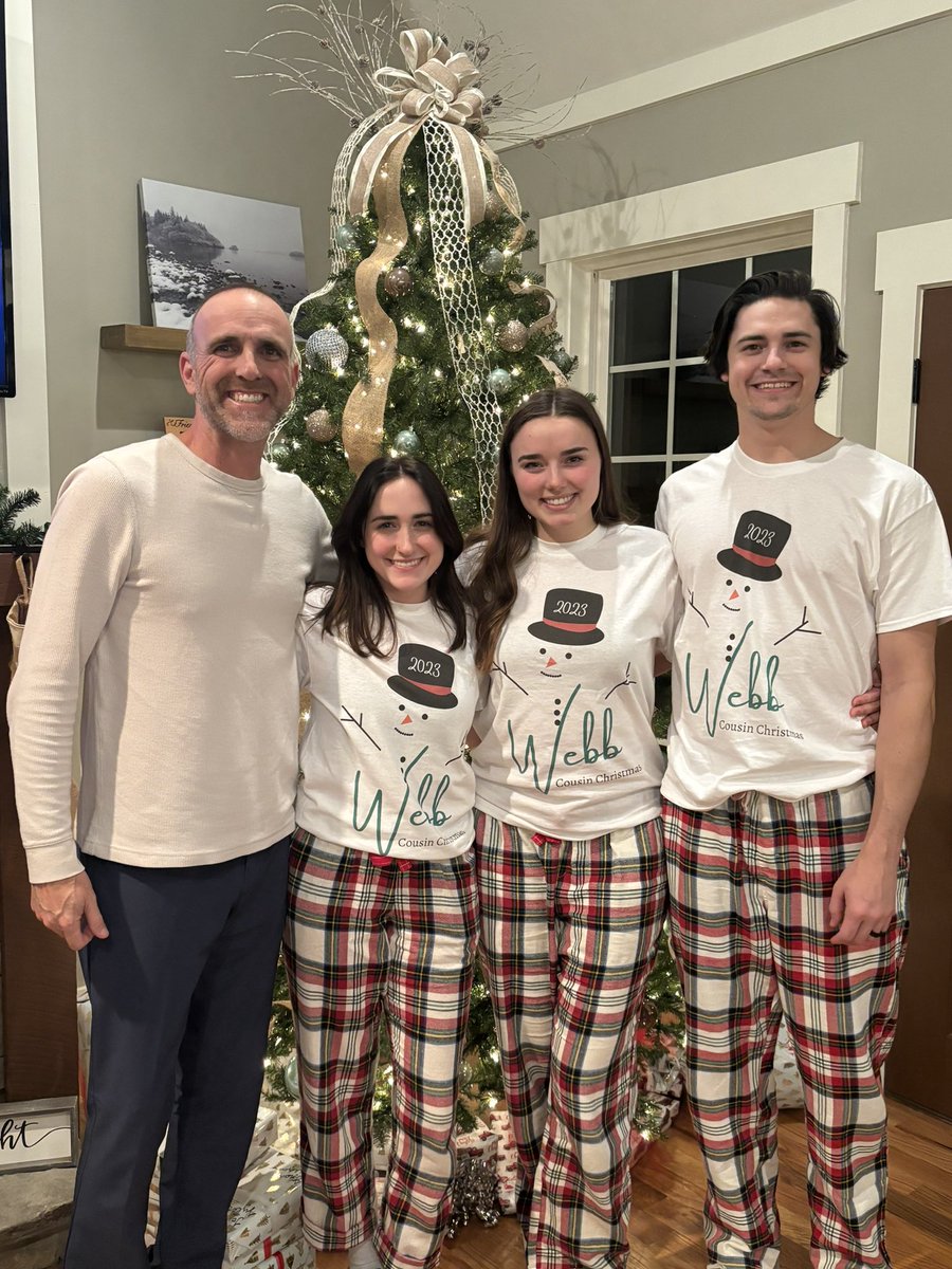 Tony Webb tweet media