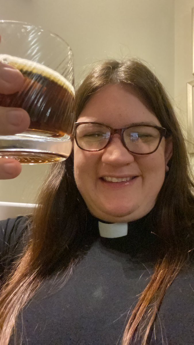 MoonchildBecca's tweet photo. Yay! First time I can participate in this! 4 services today, and midnight mass was just sublime. We’ve had more than 2,000 people through Sherborne Abbey today and it’s been tiring but glorious #clergymaltclub https://t.co/I5DfC8TjbI