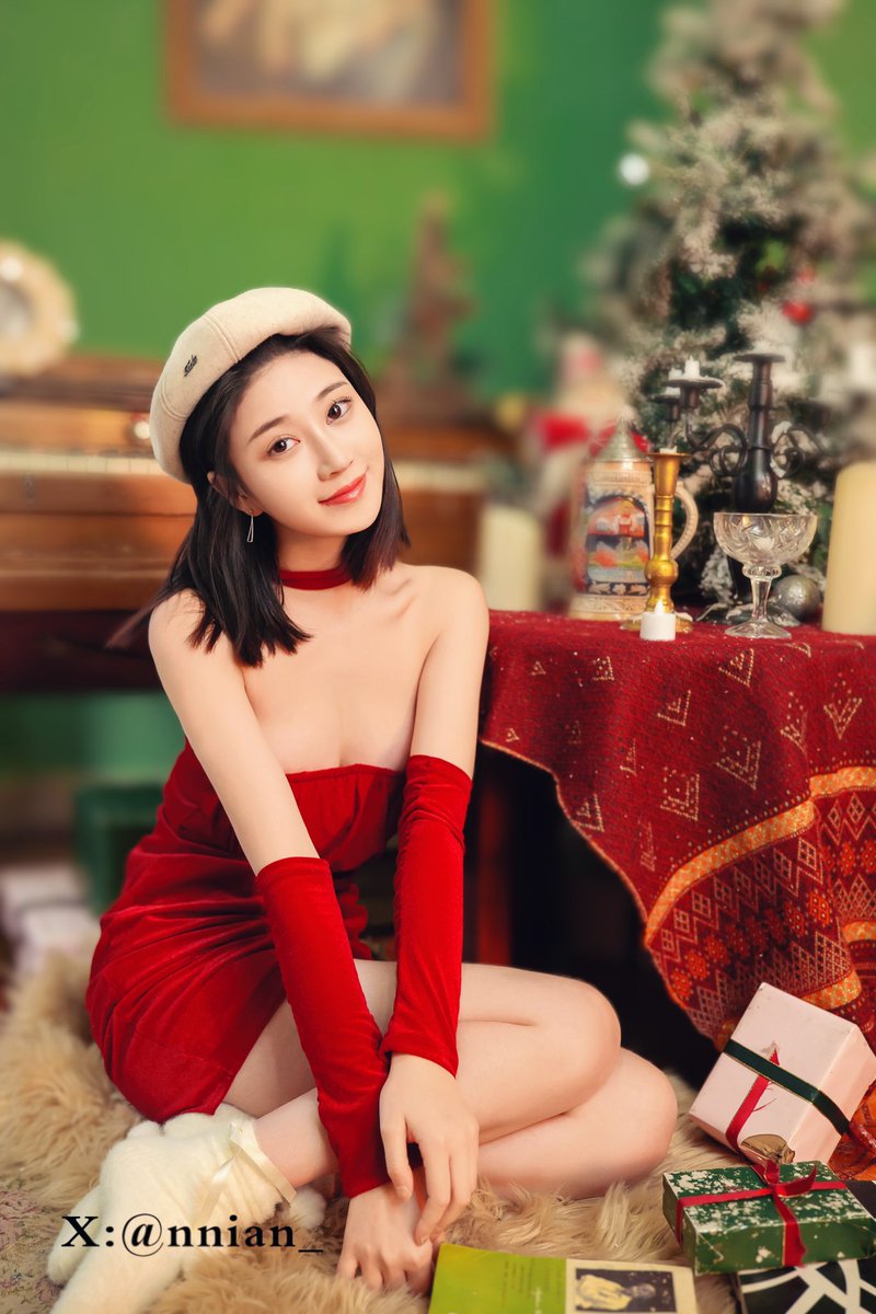 圣诞节快乐🎄
套图已在群里更新
Merry Christmas 🎄
The set picture has been updated in the group

#年年  #圣诞写真  #反差女友  #纯欲   #私房照  #性感写真 https://t.co/XdkZF5oDmV