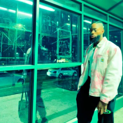 LONGLIVHOODLUMS's tweet photo. #NewProfilePic https://t.co/daEq7WYvCT