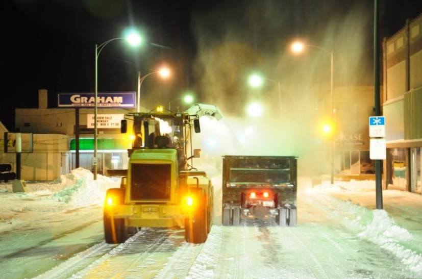 CityHastingsNE's tweet photo. The City of Hastings declares a snow emergency from 8 a.m., Dec. 25 until 12:01 a.m., Dec. 27. Read more here:
https://t.co/XRiyn9Q4sT https://t.co/57epDSrxsx