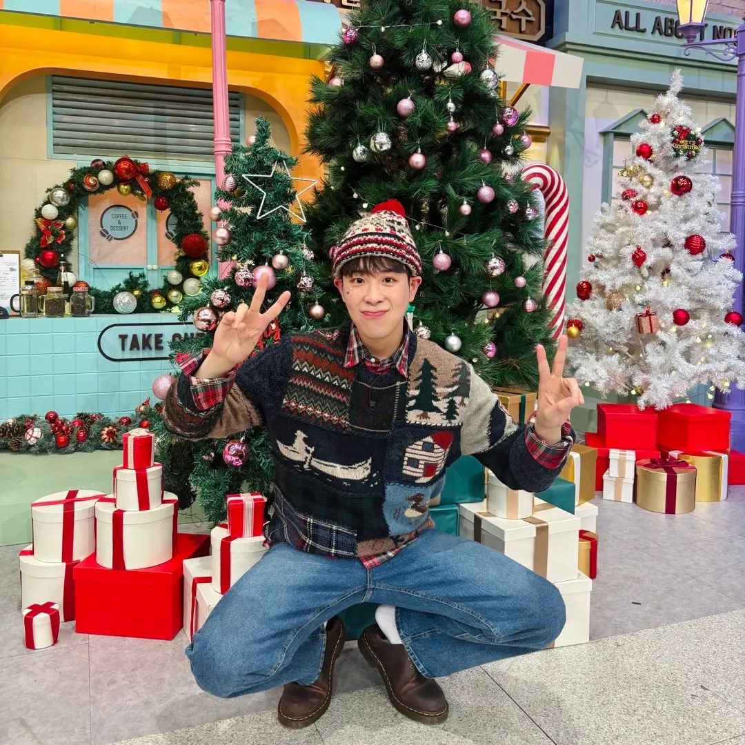 dpyob's tweet image. 메리 크리스마스~🎄
