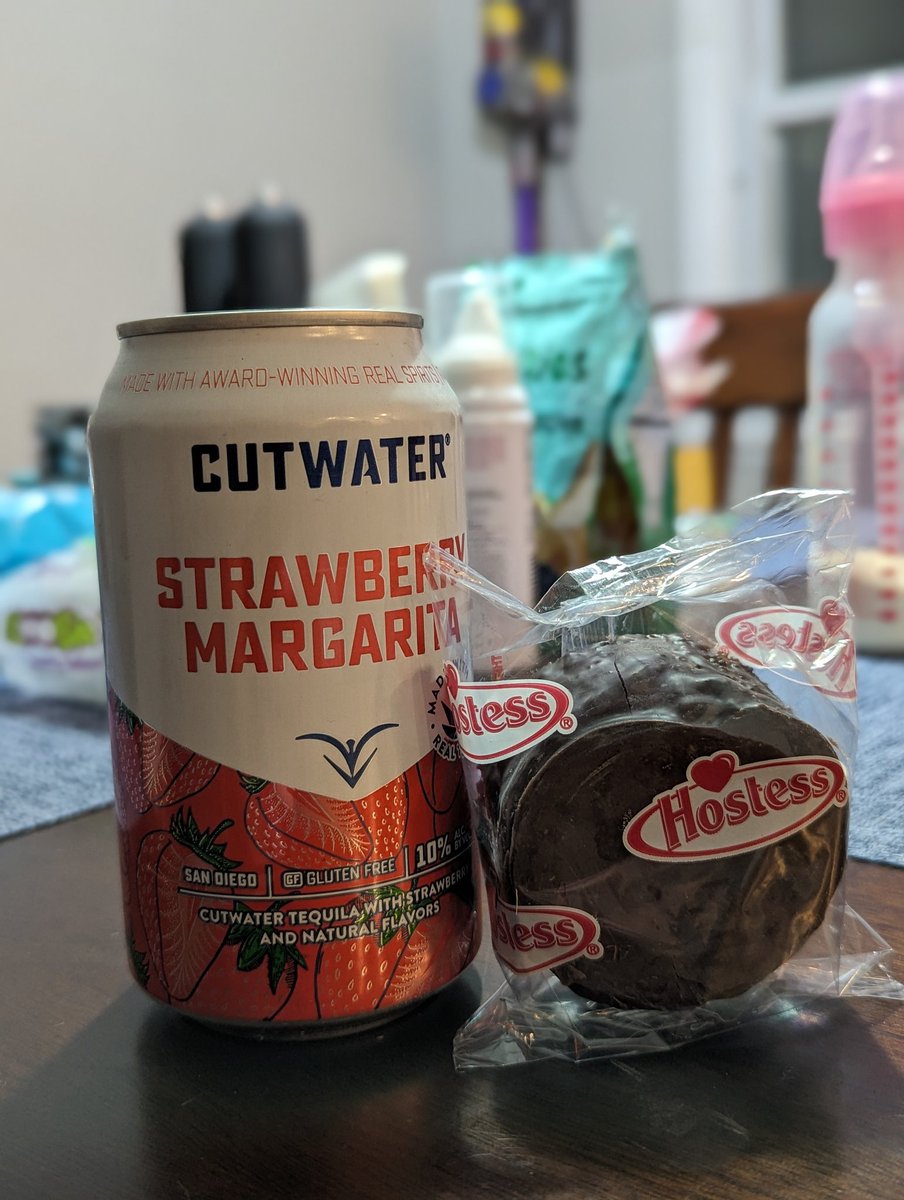 swagdaddy896352's tweet photo. We don't have cookies and milk for Santa, hopefully this'll do https://t.co/lCfBDGbj6y